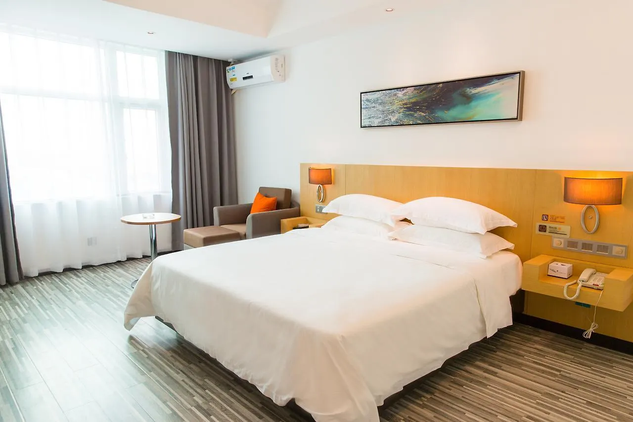 Hotel Jtour Inn Shenzhen Fuyong Hesha Road Branch