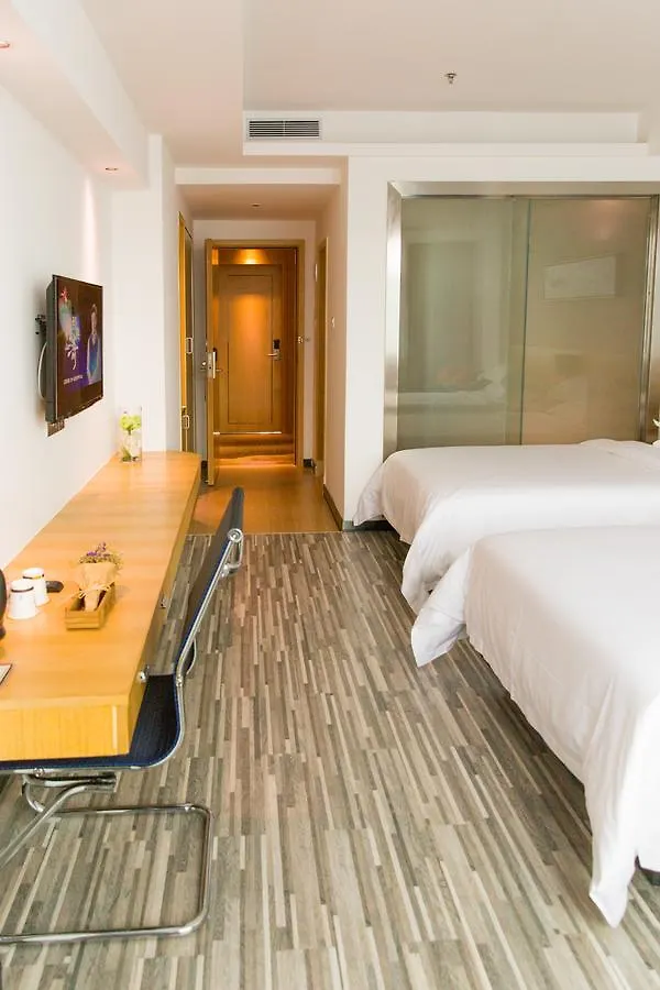 Jtour Inn Shenzhen Fuyong Hesha Road Branch 2*,